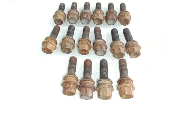 Nuts/bolts