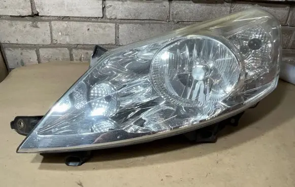 Peugeot Expert Headlight/headlamp 89901161 1400455580