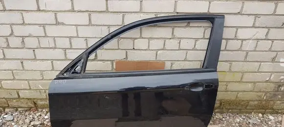 Door (2 Door Coupe)