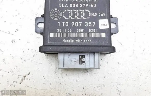 Volkswagen Touran I Light module LCM 1T0907357 5LA00837960