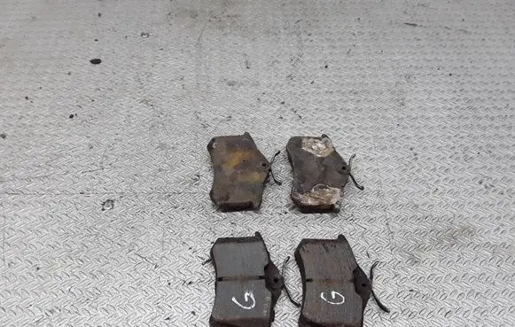 Citroen C4 I Brake pads (rear) 
