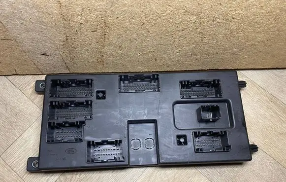 Land Rover Range Rover L405 Comfort/convenience module GX7314F041AL