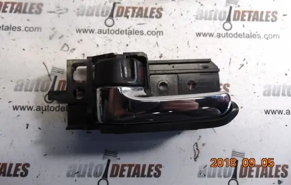 Toyota Avensis T250 Front door interior handle 50594A1