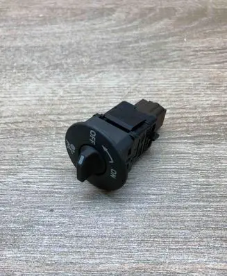 Renault Megane II Passenger airbag on/off switch 8200169589B