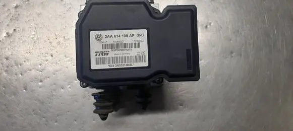 Volkswagen PASSAT B7 ABS Pump 3AA614109AF 54085620T 17654055