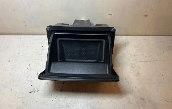 Skoda Octavia Mk3 (5E) Ashtray (rear) 5E0863284