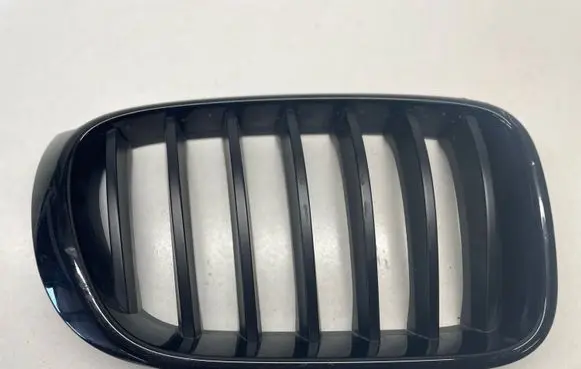 BMW X3 F25 Front bumper upper radiator grill 7210726 7237422 51117210726