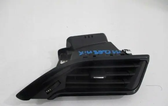Peugeot 307 Dashboard side air vent grill/cover trim 9673131677