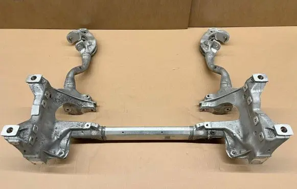 Audi Q7 4M Front subframe 4M0399315L 1621210198