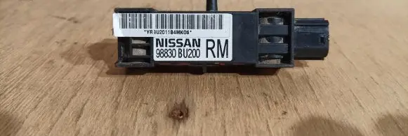 Nissan Almera Tino Airbag deployment crash/impact sensor 98830 BU200