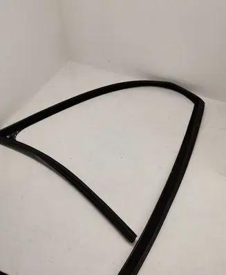 BMW 5 F10 F11 Rubber seal front coupe door 7182274