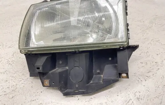 Volkswagen Transporter - Caravelle T4 Headlight/headlamp 7D1941009K