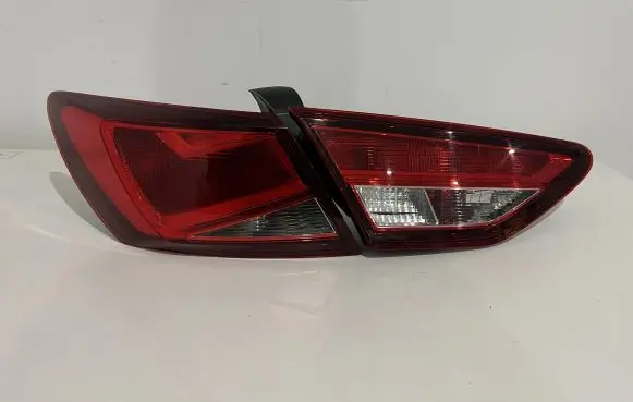 Seat Leon (5F) Rear/tail lights 5F0945093D