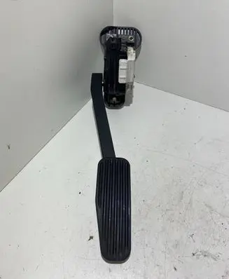 Volvo S80 Accelerator throttle pedal 30636003