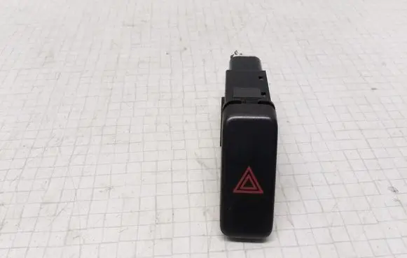 Mitsubishi Galant Hazard light switch 153132