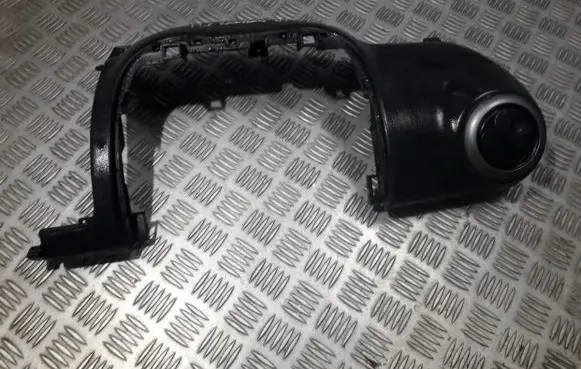 Nissan Note (E11) Other interior part 862009U000