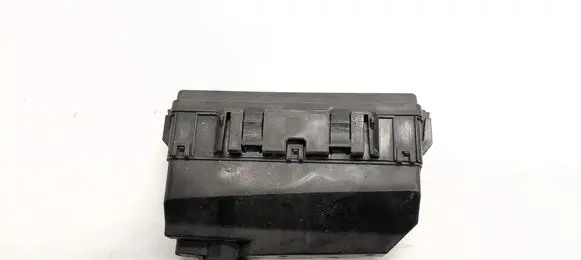 Nissan X-Trail T32 Fuse module 