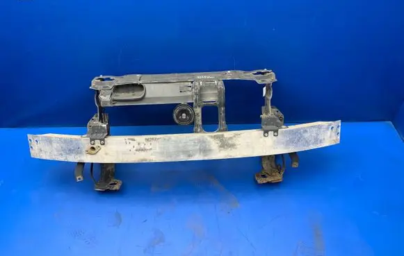 Mercedes-Benz C W203 Radiator support slam panel