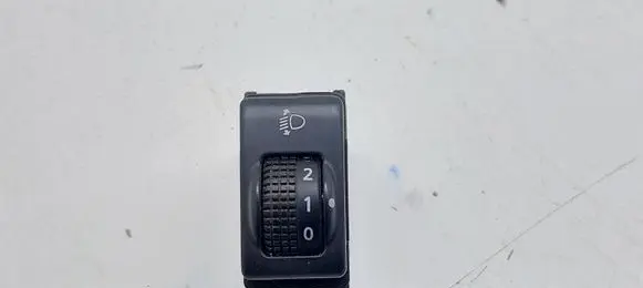 Nissan X-Trail T31 Headlight level height control switch 0717K