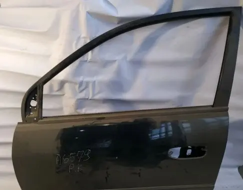 Mitsubishi Space Star Front door