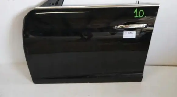Maserati Ghibli Front door