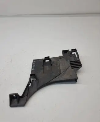 Headlight/headlamp mounting bracket