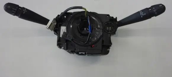 Wiper turn signal indicator stalk/switch