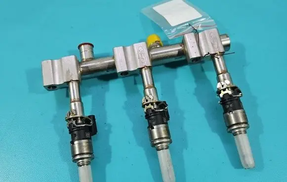 Ford Focus Fuel injector H6BG9D280AA IMPRK1586097