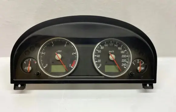 Ford Mondeo Mk III Speedometer (instrument cluster) 1S7F10841