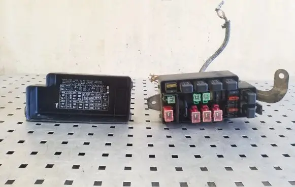 Subaru Legacy Fuse box set