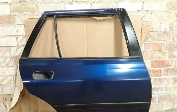 Peugeot 406 Rear door