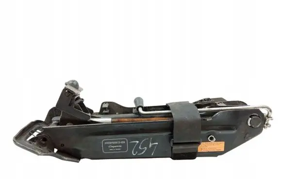 Volkswagen Touareg I Lift Jack 7P0011031D