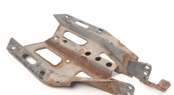 Porsche 911 996 Engine mounting bracket 99637503108