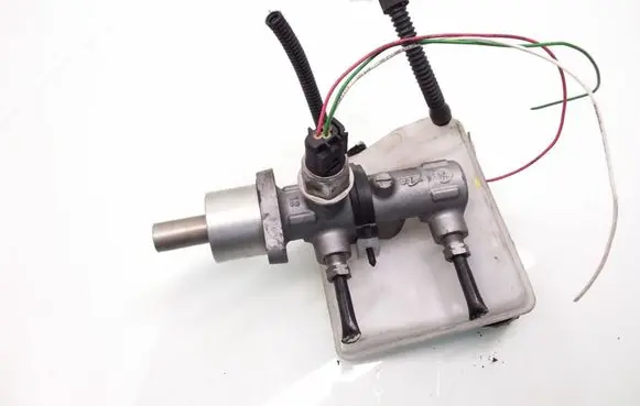 Peugeot 206 Master brake cylinder 03350886501 235W5
