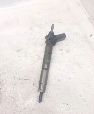 BMW X5 F15 Fuel injector 8514151 0445118