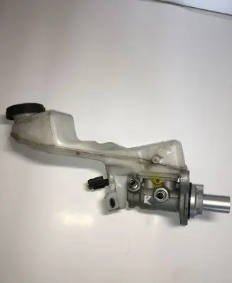 Nissan Qashqai Master brake cylinder 782045 17303593575