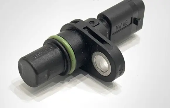 Volkswagen Golf VIII Camshaft position sensor 04L907601A