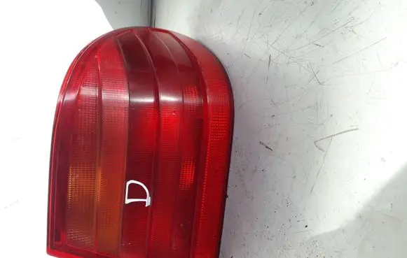 Mercedes-Benz E W210 Rear/tail lights