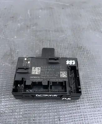 Skoda Octavia Mk3 (5E) Door control unit/module 5Q4959593E 5Q4959593B