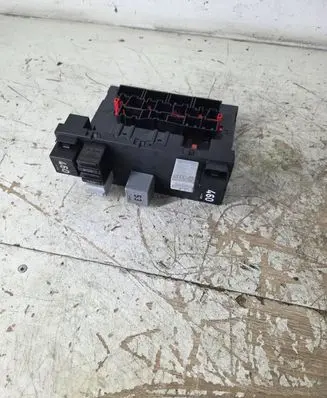 Volkswagen PASSAT B6 Comfort/convenience module 3C0937049J F005V00530 H3ZS1301