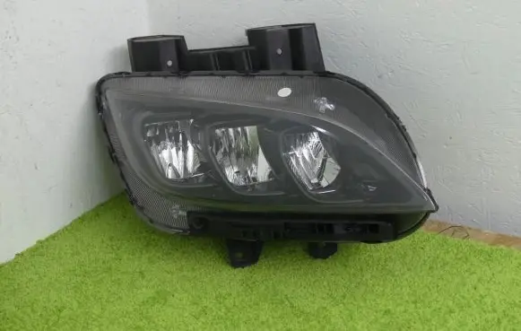 Hyundai Kona I Headlight/headlamp 92102-J9630