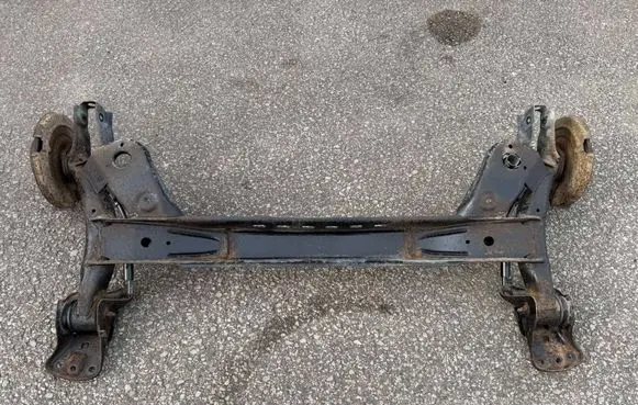 Seat Leon (5F) Rear subframe 5Q0501115