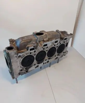 Volvo S60 Engine head Y10501G