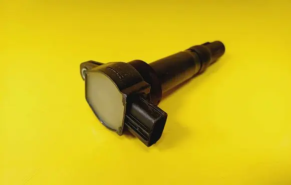 Mitsubishi Colt High voltage ignition coil MN195616