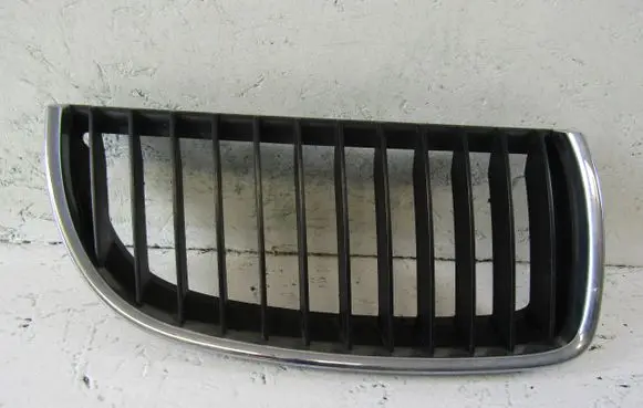 BMW 3 E90 E91 Front grill 22405910 7120008