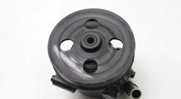 Mazda 6 Power steering pump