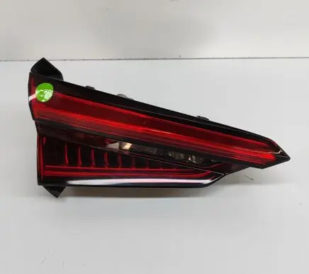Audi A5 Tailgate rear/tail lights 8W6945093C