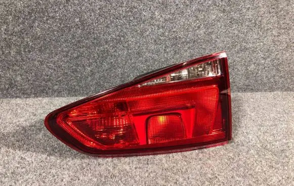Volkswagen Golf VII Tailgate rear/tail lights 5G0945093AD