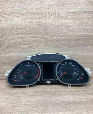 Audi A6 S6 C6 4F Speedometer (instrument cluster) 5540007312 5550007301