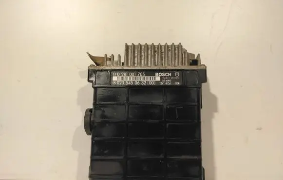Mercedes-Benz Vito Viano W638 Engine control unit/module 0235450632 0281001705